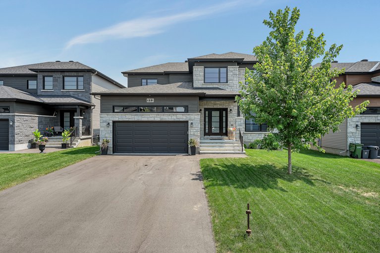332 Moonlight Drive