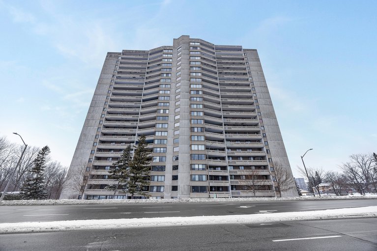 106-415 Greenview Avenue