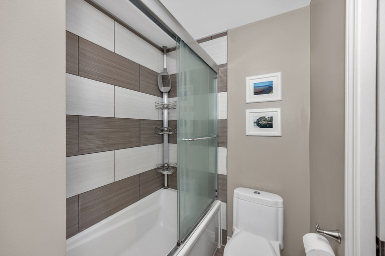 X12802098/277-park-grove-drive/queenswood-heights-south/ottawa/ontario/K1E2S9_33