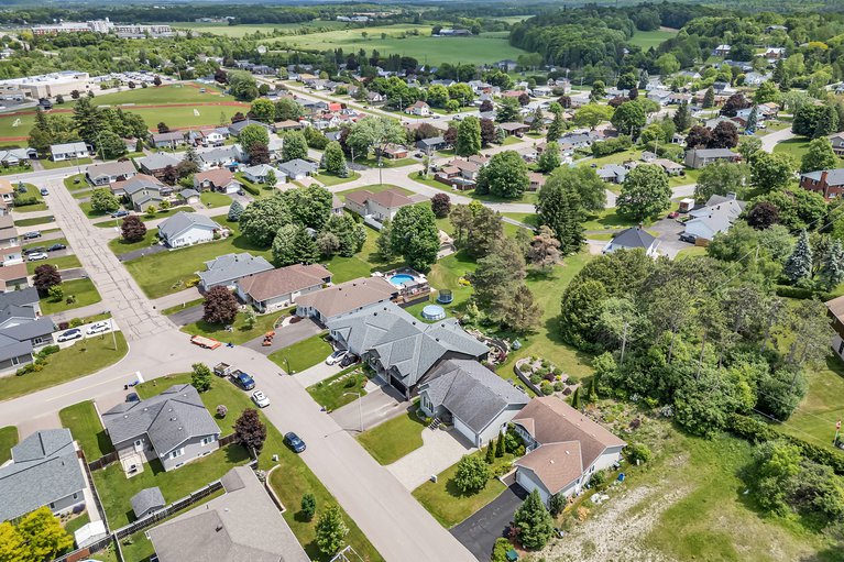 X12216574/166-haramis-drive/renfrew/renfrew/ontario/K7V4M8_53