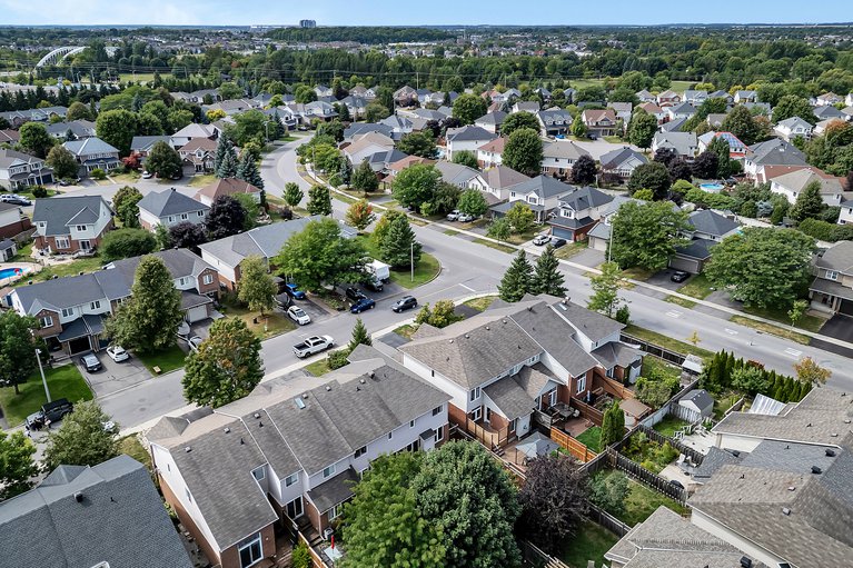 X12381519/682-wild-shore-crescent/riverside-southgloucester-glen/ottawa/ontario/K1V1Y1_53
