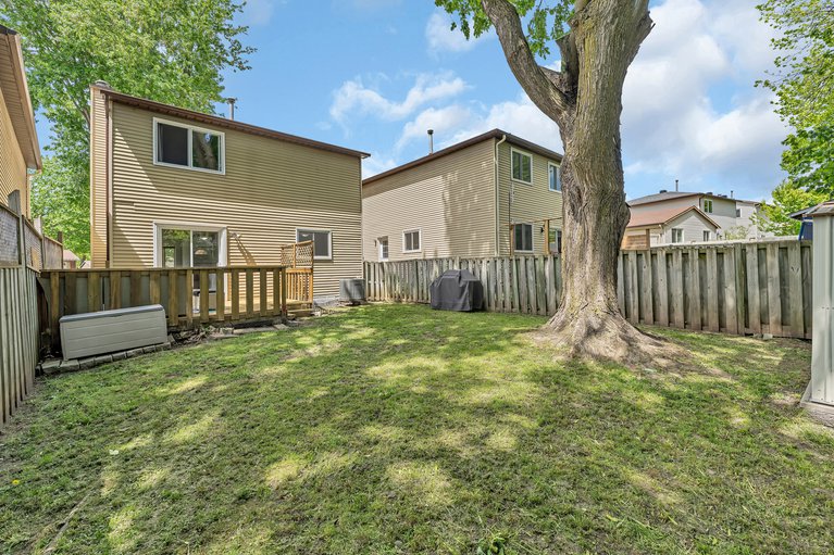 X12181933/217-equestrian-drive/kanata-bridlewood/ottawa/ontario/K2M1A5_41
