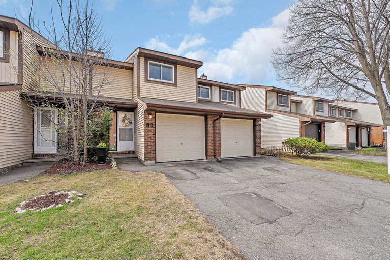 X12114984/82-baneberry-crescent/kanata-glencairnhazeldean/ottawa/ontario/K2L2Y4_3
