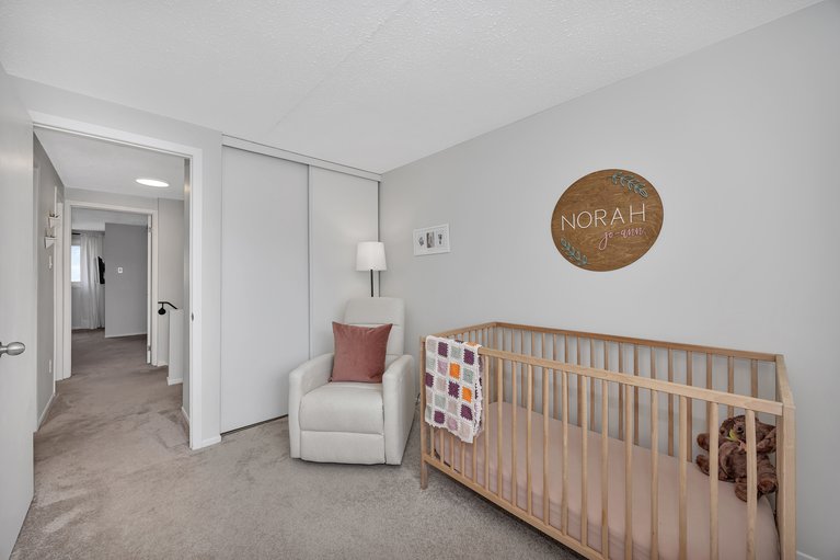 X12114984/82-baneberry-crescent/kanata-glencairnhazeldean/ottawa/ontario/K2L2Y4_32
