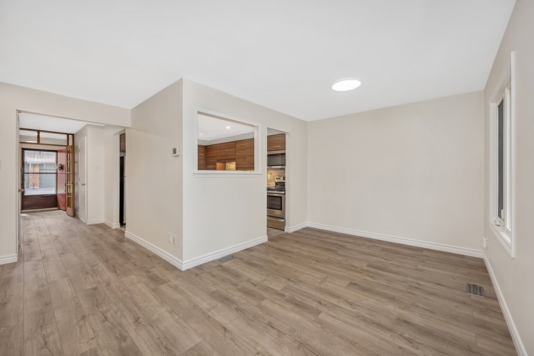 X12381127/8-chisholm-court/kanata-beaverbrook/ottawa/ontario/K2K1E2_8