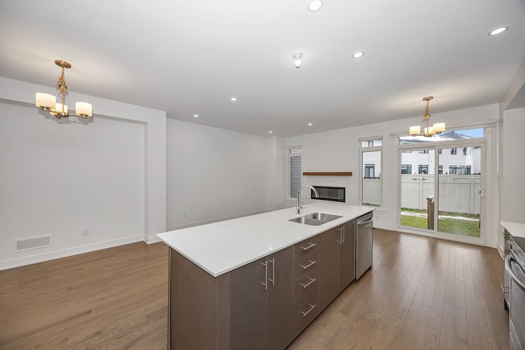 X12552190/4007-jockvale-road/barrhaven-heritage-park/ottawa/ontario/K2J6Y8_14