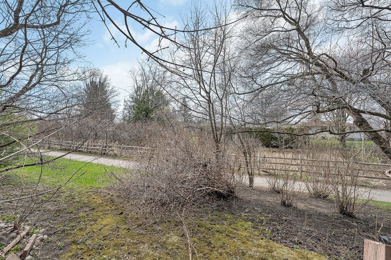 X12114984/82-baneberry-crescent/kanata-glencairnhazeldean/ottawa/ontario/K2L2Y4_45