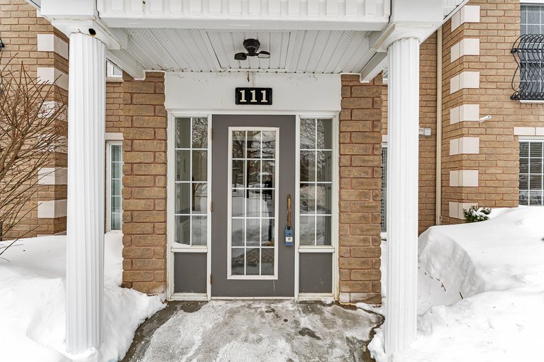 X12001672/1b-111-robson-court/kanata-kanata-lakesheritage-hills/ottawa/ontario/K2K2W1_4
