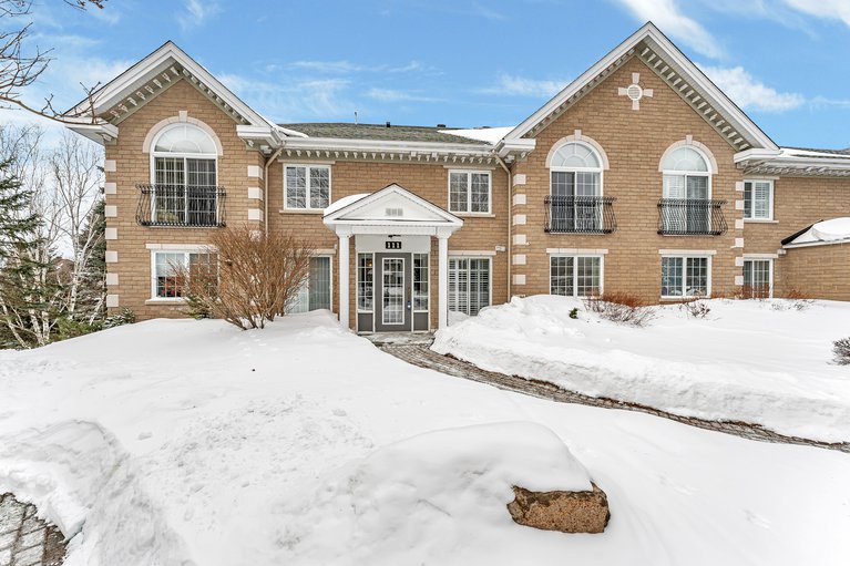 X12001672/1b-111-robson-court/kanata-kanata-lakesheritage-hills/ottawa/ontario/K2K2W1_3