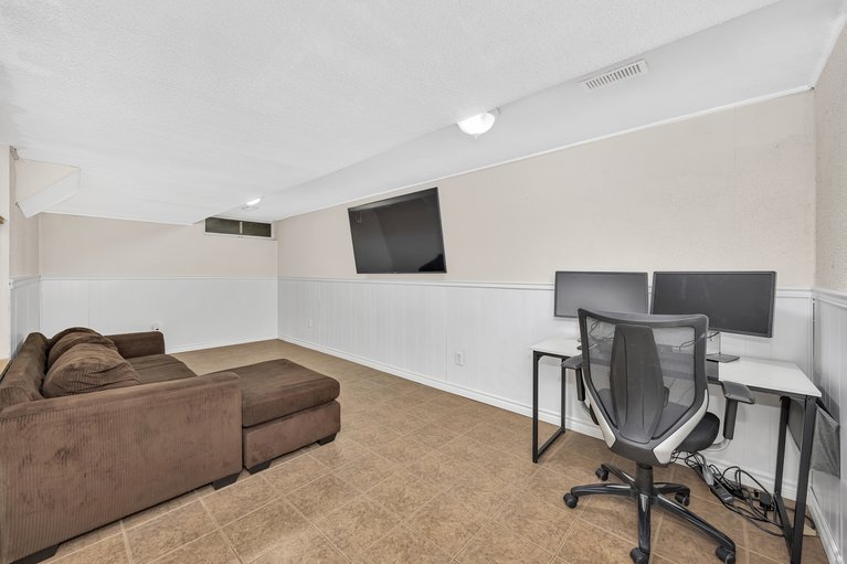 X12181933/217-equestrian-drive/kanata-bridlewood/ottawa/ontario/K2M1A5_32