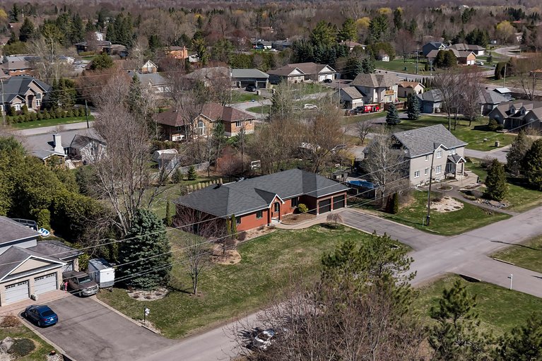 X13073600/6567-courtland-grove-crescent/greely/ottawa/ontario/K4P1G5_67