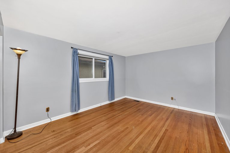 X12558016/345-poulin-avenue/britannia/ottawa/ontario/K2B5T9_24