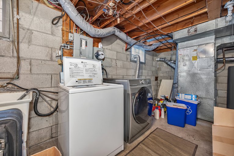 X12558016/345-poulin-avenue/britannia/ottawa/ontario/K2B5T9_37