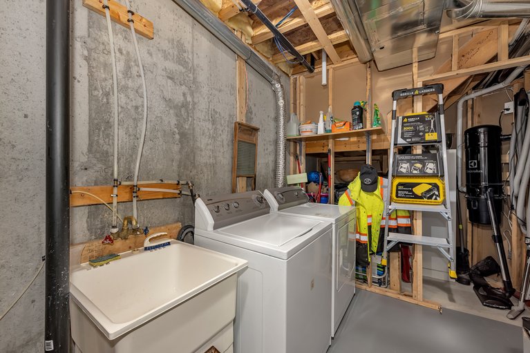 X13006092/217-hunterbrook-street/kanata-morgans-grantsouth-march/ottawa/ontario/K2K0E6_39