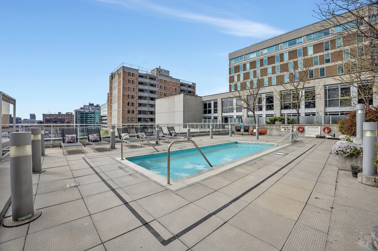 X12148184/704-324-laurier-avenue/ottawa-centre/ottawa/ontario/K1N6P6_32