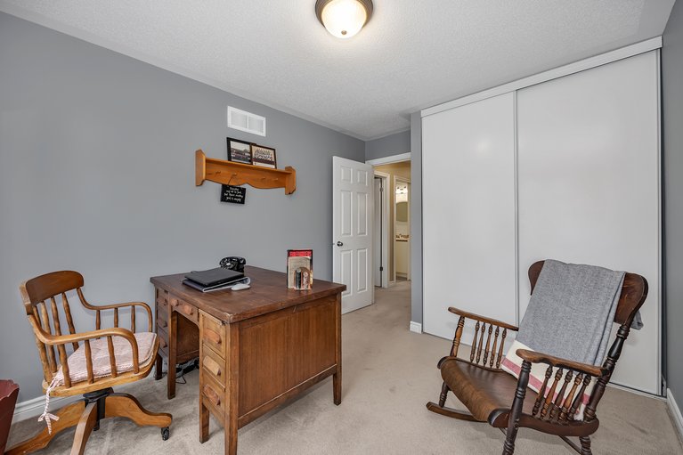 X13006092/217-hunterbrook-street/kanata-morgans-grantsouth-march/ottawa/ontario/K2K0E6_29