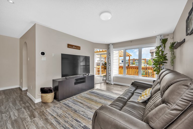 X12165296/420-goldenbrook-way/avalon-east/ottawa/ontario/K4A0J7_13