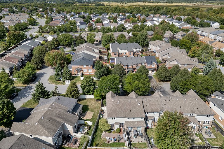 X12400154/236-bookton-place/riverside-southgloucester-glen/ottawa/ontario/K1V2H5_57