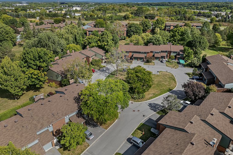 X12381127/8-chisholm-court/kanata-beaverbrook/ottawa/ontario/K2K1E2_52