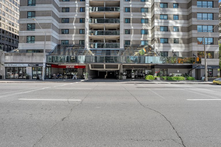 X12442437/1701-199-kent-street/ottawa-centre/ottawa/ontario/K2P2K8_4