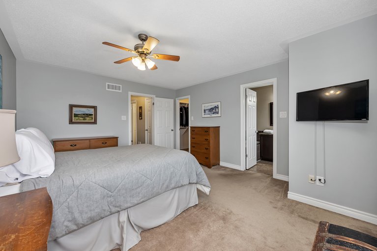 X13006092/217-hunterbrook-street/kanata-morgans-grantsouth-march/ottawa/ontario/K2K0E6_22