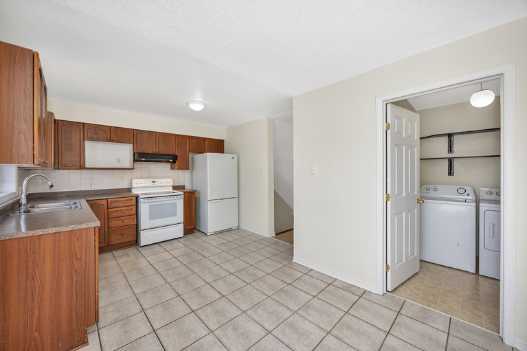 X12151421/573-neighbourhood-way/riverview-park/ottawa/ontario/K1G6N5_28