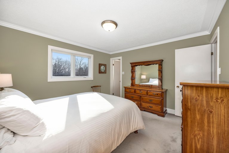 X12981342/2291-relin-way/north-gower/ottawa/ontario/K0A2T0_20