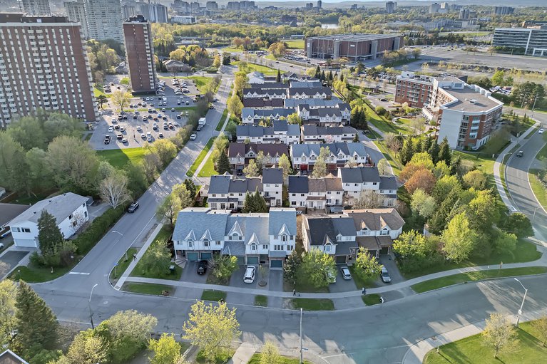 X12151421/573-neighbourhood-way/riverview-park/ottawa/ontario/K1G6N5_60