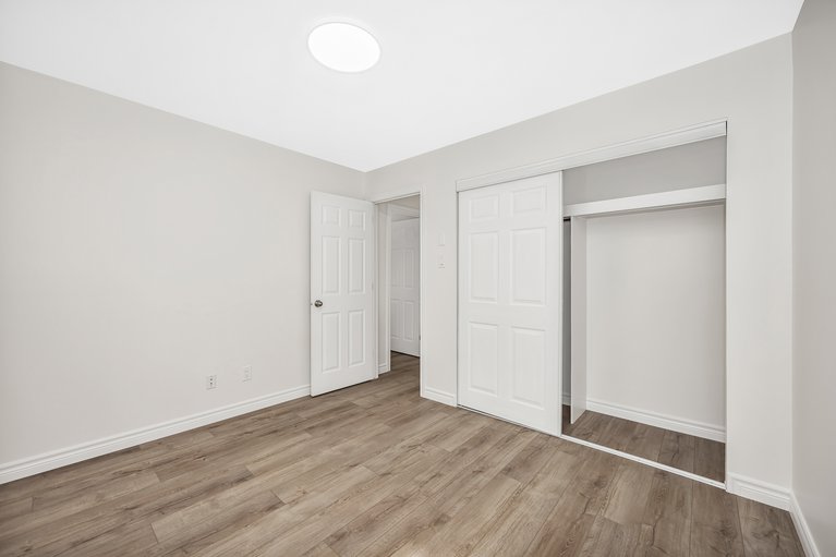 X12381127/8-chisholm-court/kanata-beaverbrook/ottawa/ontario/K2K1E2_31