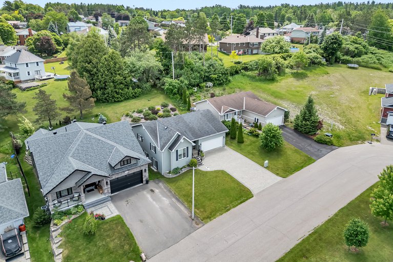 X12216574/166-haramis-drive/renfrew/renfrew/ontario/K7V4M8_52