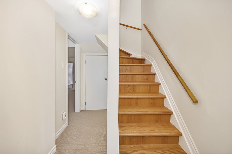 X12151421/573-neighbourhood-way/riverview-park/ottawa/ontario/K1G6N5_46