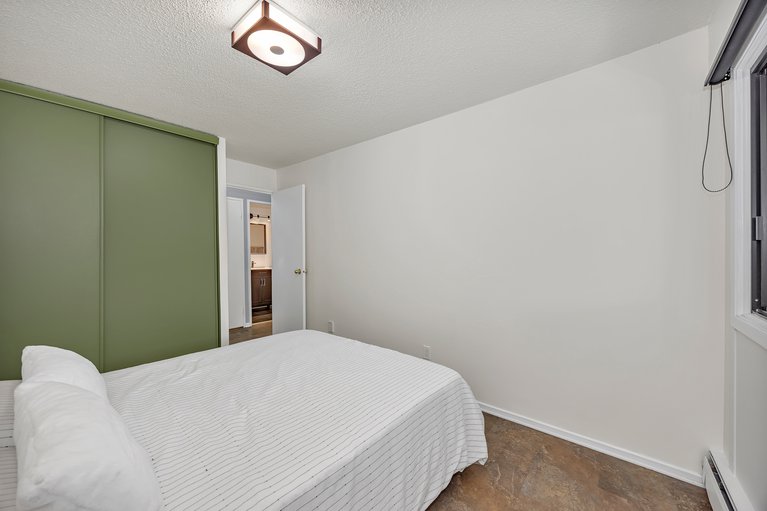 X12476763/106-415-greenview-avenue/britannia/ottawa/ontario/K2B8G5_30