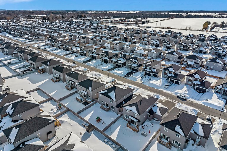 X12822542/340-moonlight-drive/russell-twp/russell/ontario/K4R0L1_55