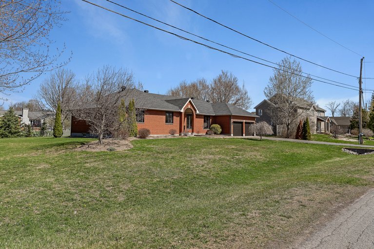 X13073600/6567-courtland-grove-crescent/greely/ottawa/ontario/K4P1G5_3