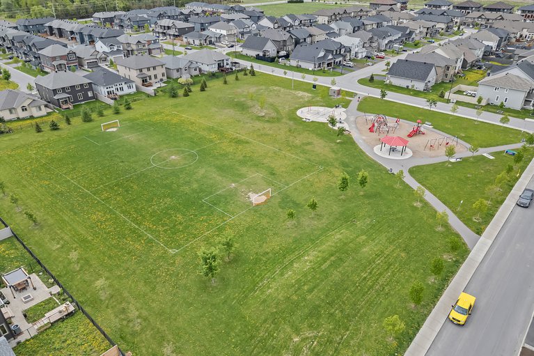 X12171439/88-defence-street/kanata-emerald-meadowstrailwest/ottawa/ontario/K2V0N3_70