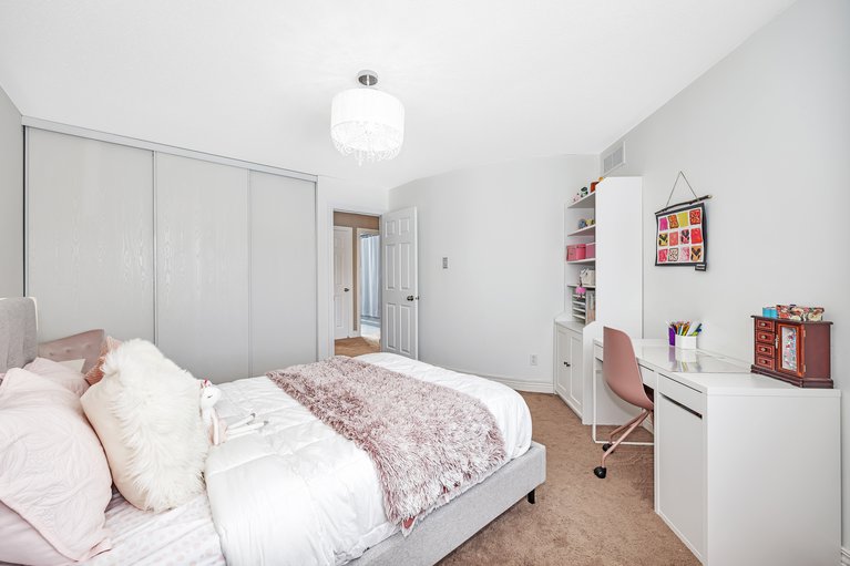 X12179480/24-tierney-drive/barrhaven-longfields/ottawa/ontario/K2J4T3_41