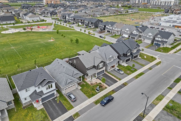 X12171439/88-defence-street/kanata-emerald-meadowstrailwest/ottawa/ontario/K2V0N3_67