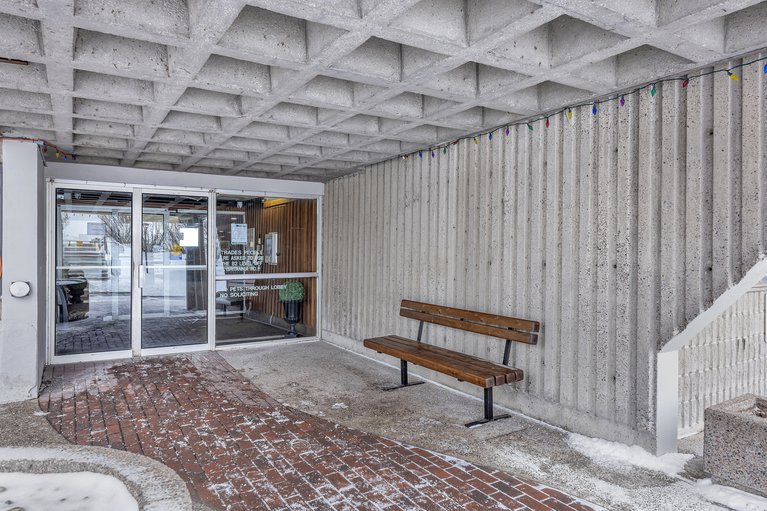 X12721742/106-415-greenview-avenue/britannia/ottawa/ontario/K2B8G5_7