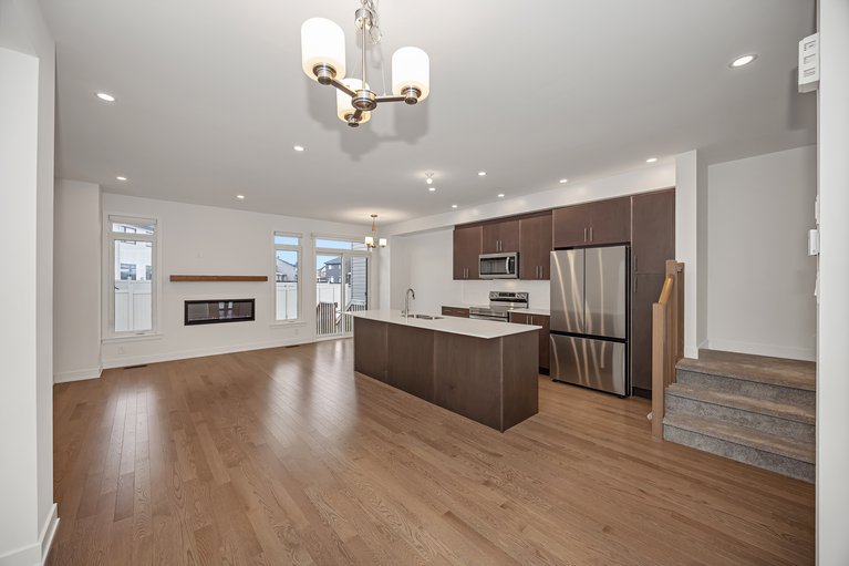 X12552190/4007-jockvale-road/barrhaven-heritage-park/ottawa/ontario/K2J6Y8_18