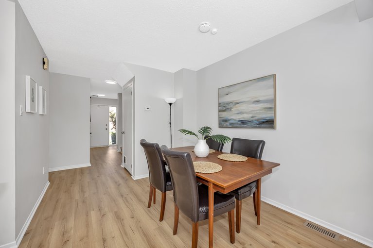 X12114984/82-baneberry-crescent/kanata-glencairnhazeldean/ottawa/ontario/K2L2Y4_15