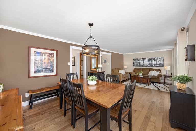 X12802098/277-park-grove-drive/queenswood-heights-south/ottawa/ontario/K1E2S9_16