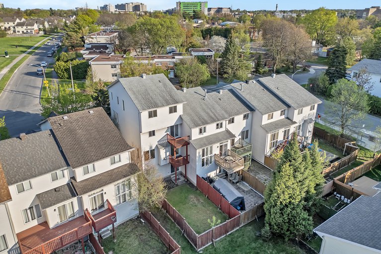 X12151421/573-neighbourhood-way/riverview-park/ottawa/ontario/K1G6N5_62