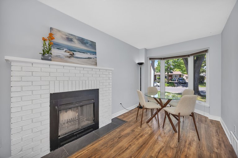 X12181933/217-equestrian-drive/kanata-bridlewood/ottawa/ontario/K2M1A5_7