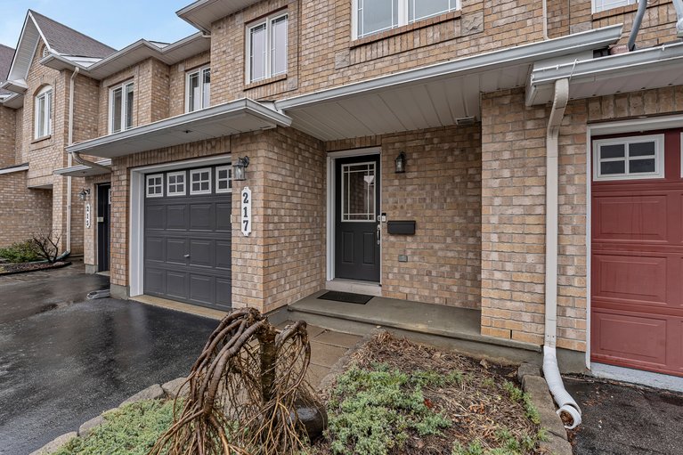 X13006092/217-hunterbrook-street/kanata-morgans-grantsouth-march/ottawa/ontario/K2K0E6_4