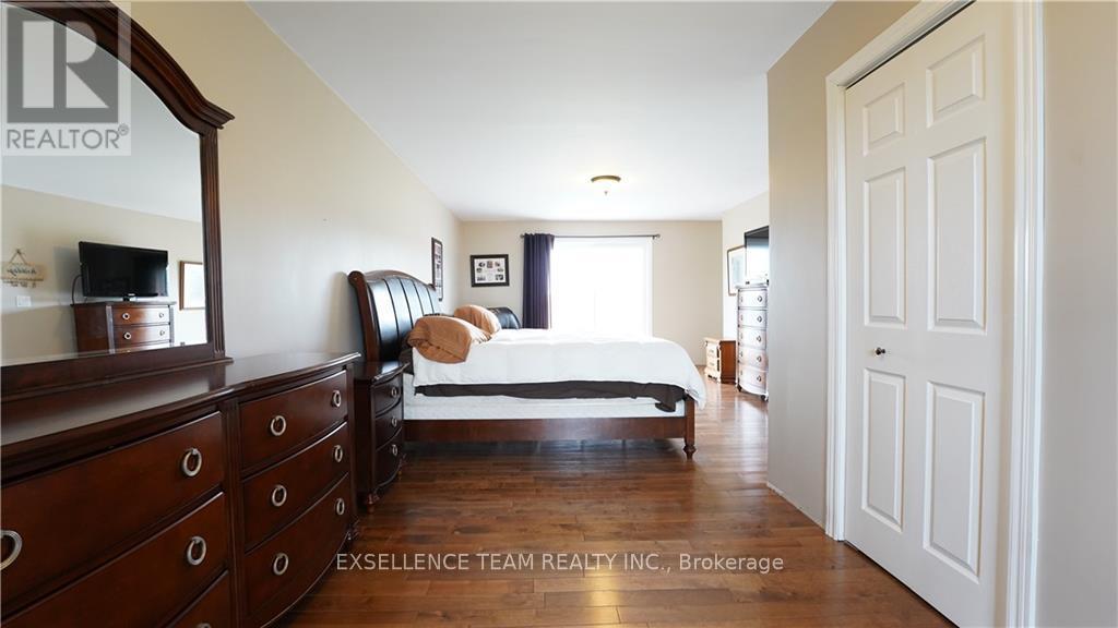 19100 Kenyon Conc Rd 7 Road