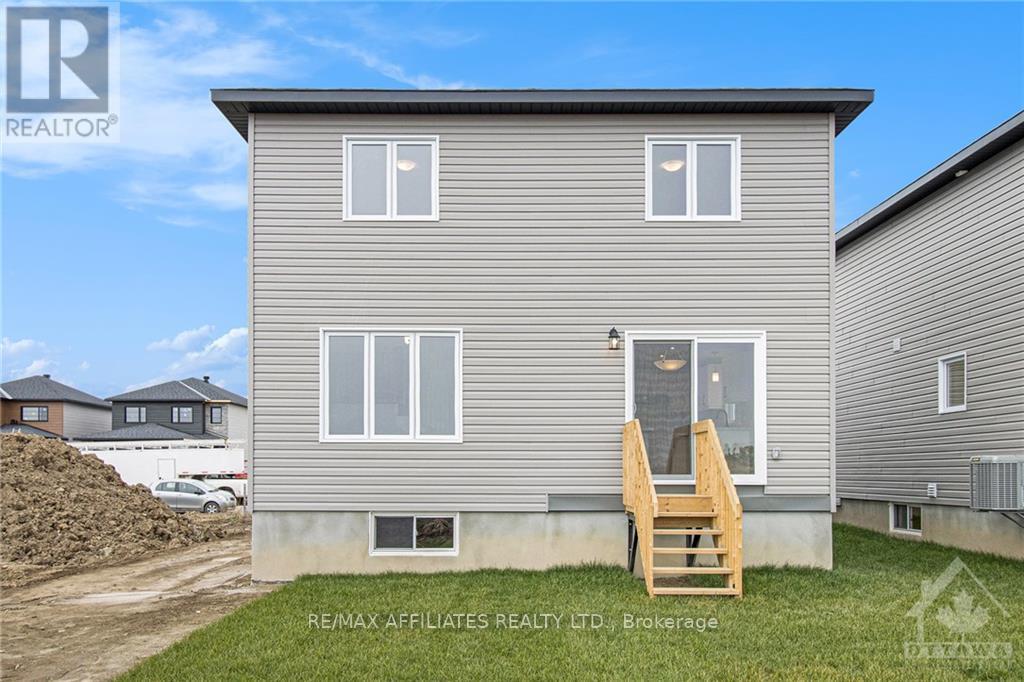 1219 Montblanc Crescent