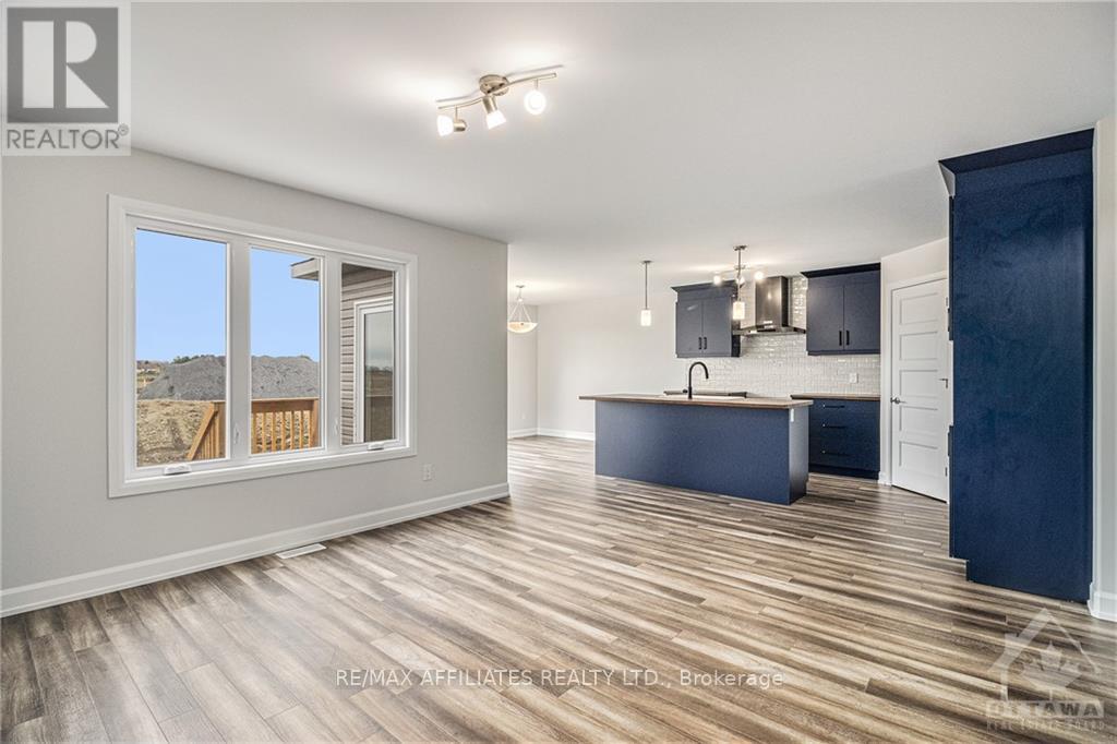 1208 Montblanc Crescent