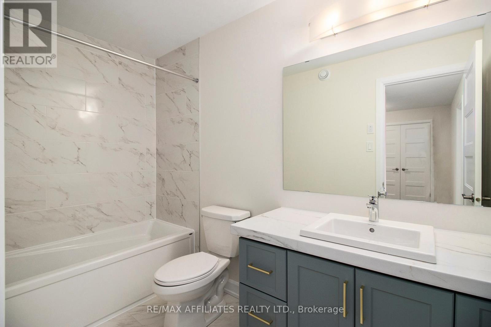 1213 Montblanc Crescent