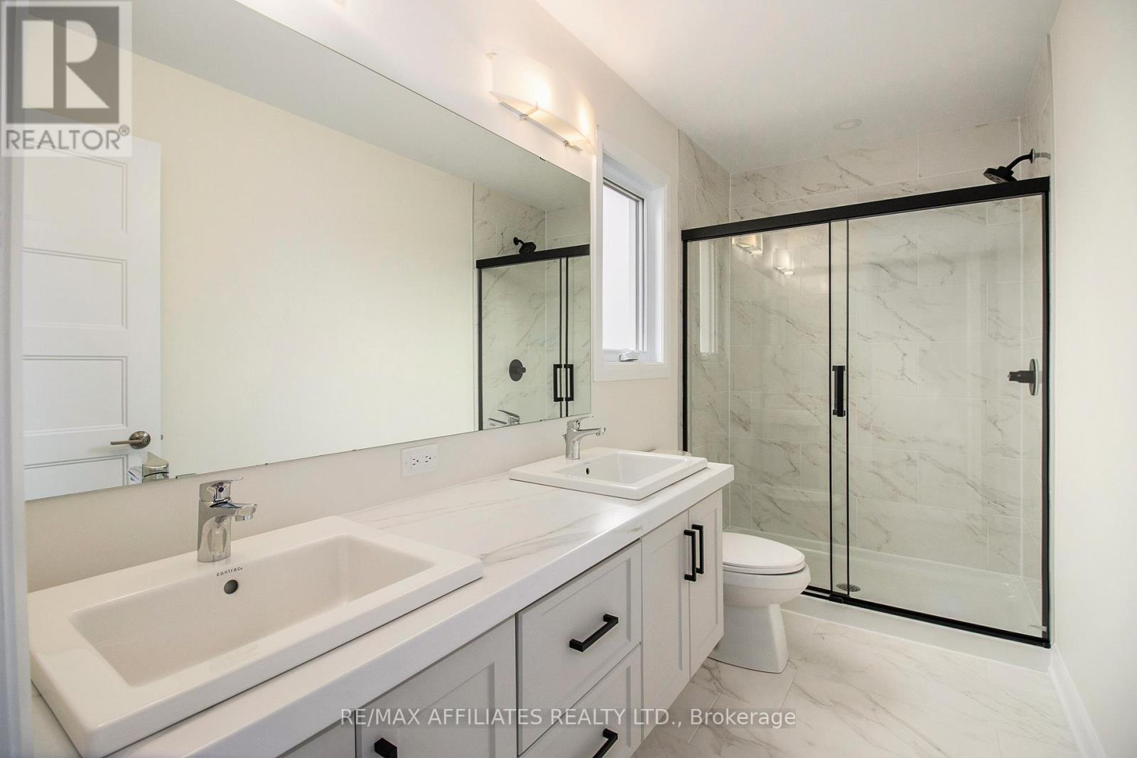 1213 Montblanc Crescent