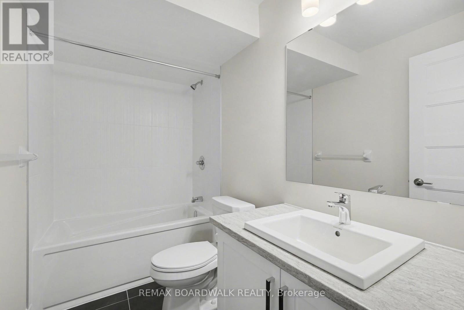 1213 Montblanc Crescent